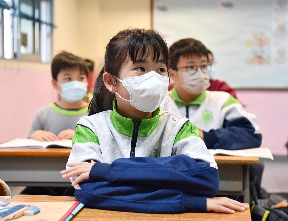 香港今晚必开一肖_解答解释落实,香港今晚必开一肖，解读与落实的探讨